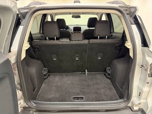 Used 2018 Ford EcoSport SE FWD image 4