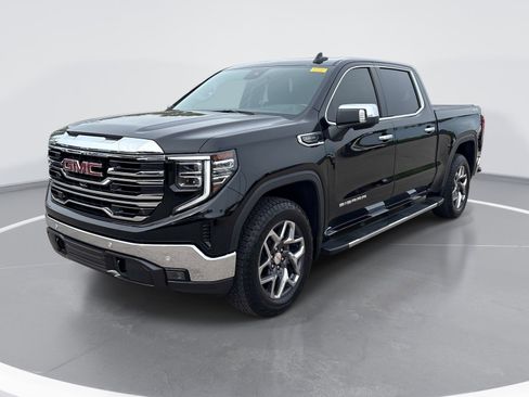 Certified 2024 GMC Sierra 1500 SLT w/ SLT Premium Plus Package AWD/4WD image 3