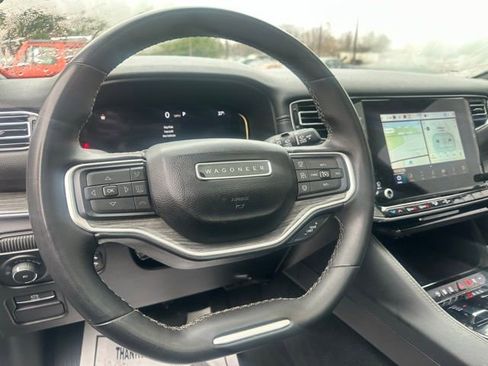 Used 2022 Jeep Wagoneer Series II w/ Premium Group I image 25