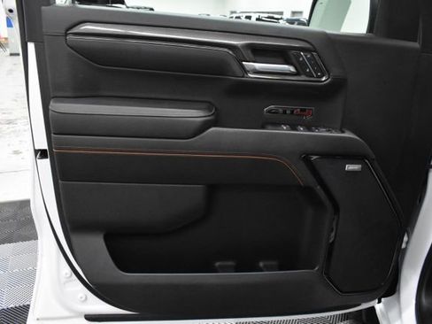 Used 2024 GMC Sierra 1500 AT4 w/ Technology Package image 20