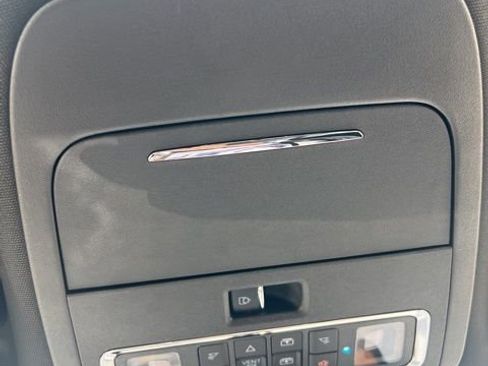 New 2025 Ford F150 Lightning Lariat image 31