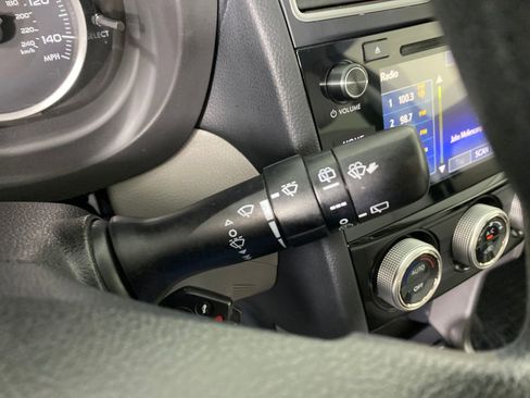 Used 2017 Subaru Forester 2.5i Premium w/ All-Weather Package image 16