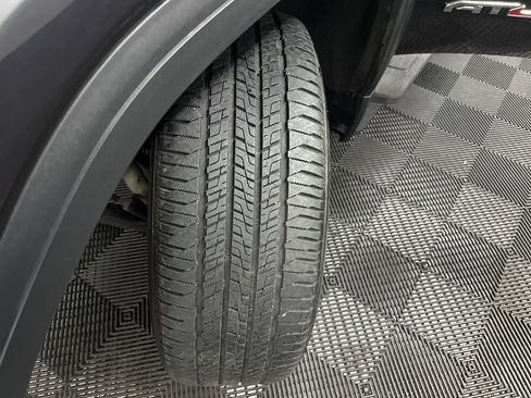 Used 2023 GMC Sierra 1500 AT4 w/ AT4 Premium Package image 38