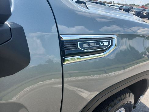 Certified 2026 GMC Sierra 1500 SLE AWD/4WD image 8