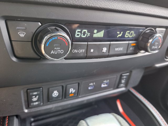 Used 2026 Nissan Frontier PRO-4X AWD/4WD image 24