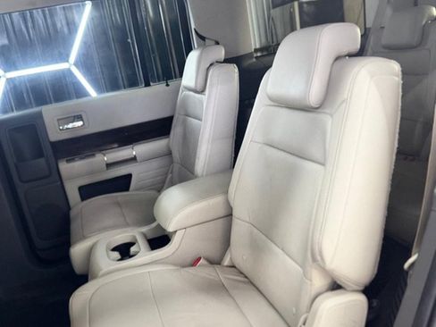 Used 2011 Ford Flex SEL w/ Rapid Spec Order Code FWD image 40