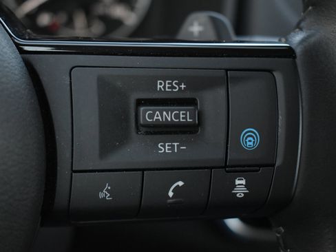 Used 2023 Nissan Rogue SL image 22