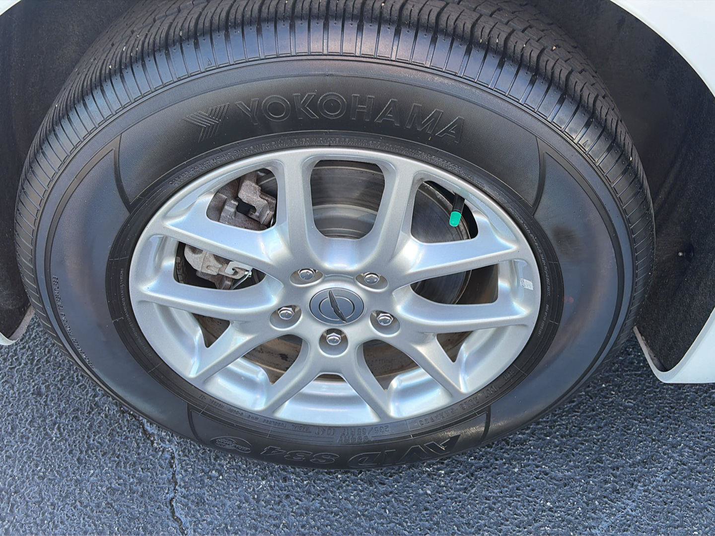 Used 2024 Chrysler Pacifica Touring-L FWD image 35