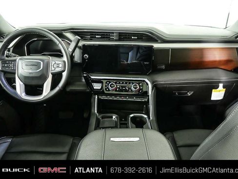 Used 2025 GMC Sierra 2500 Denali w/ Denali Reserve Package AWD/4WD image 20