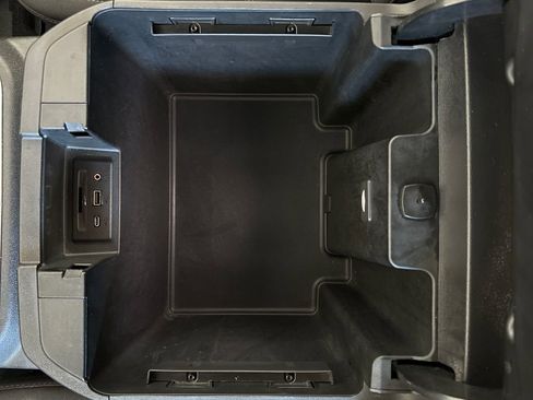 Used 2019 Chevrolet Silverado 1500 RST AWD/4WD image 33