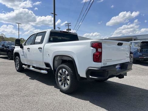 New 2026 Chevrolet Silverado 2500 Custom w/ Custom Value Package AWD/4WD image 5