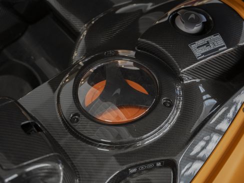 Used 2021 McLaren Elva RWD image 92