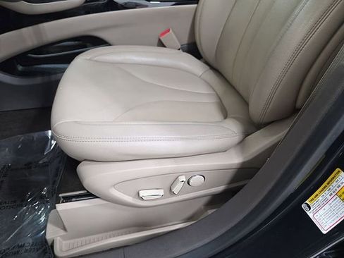 Certified 2022 Lincoln Nautilus AWD w/ Premium Package image 26