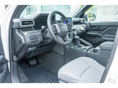 New 2026 Toyota Tacoma SR5 AWD/4WD image 11