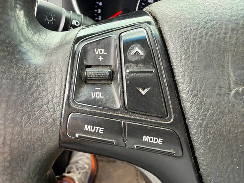 Used 2015 Kia Sorento LX FWD image 12