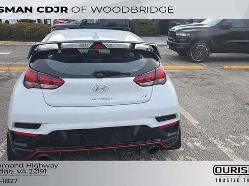 Used 2020 Hyundai Veloster N w/ Performance Package image 6