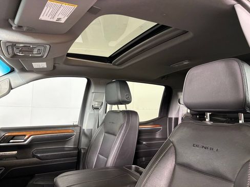 Used 2023 GMC Sierra 1500 Denali AWD/4WD image 17