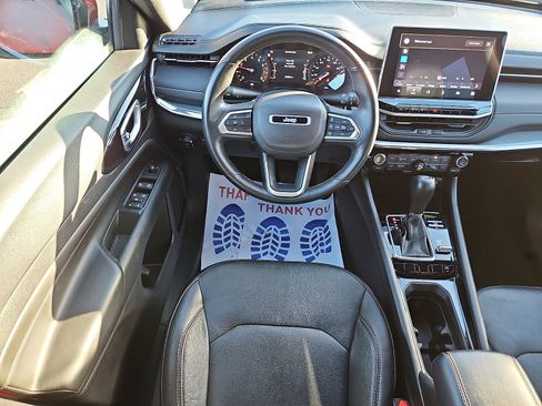 Used 2022 Jeep Compass Limited image 11