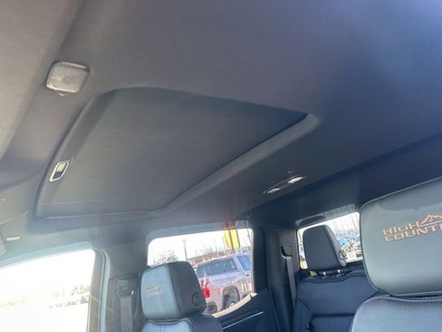 New 2026 Chevrolet Silverado 1500 High Country image 15