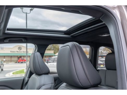 New 2025 Subaru Forester Touring image 18