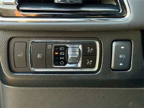 Used 2024 Lincoln Navigator Black Label image 38