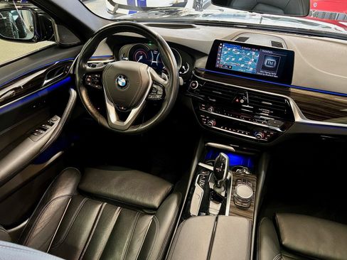 Used 2019 BMW 530e xDrive 530e xDrive iPerformance image 11