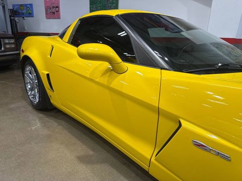Used 2008 Chevrolet Corvette Z06 w/ Preferred Equipment Group image 46