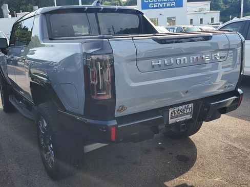 Used 2024 GMC Hummer EV 3X AWD/4WD image 8