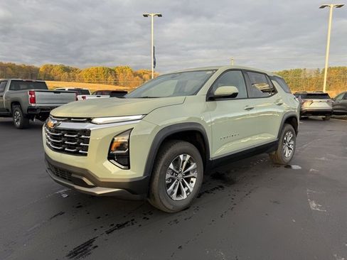 New 2026 Chevrolet Equinox LT w/ Convenience Package II image 1