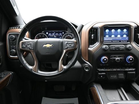 Used 2022 Chevrolet Silverado 2500 High Country AWD/4WD image 14
