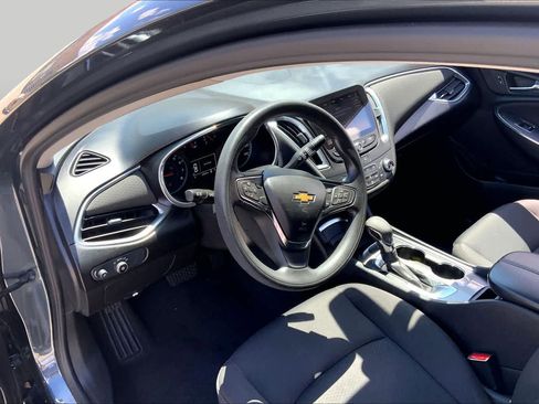 Used 2021 Chevrolet Malibu LT FWD image 18