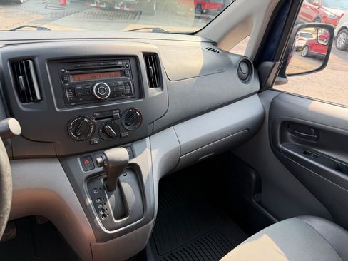 Used 2014 Nissan NV200 S w/ Cruise Control Package FWD image 7