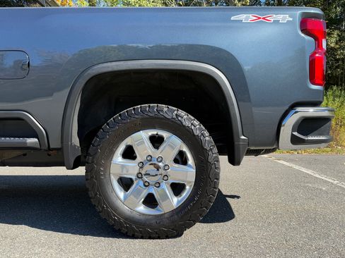 Used 2020 Chevrolet Silverado 2500 LTZ w/ LTZ Premium Package image 7