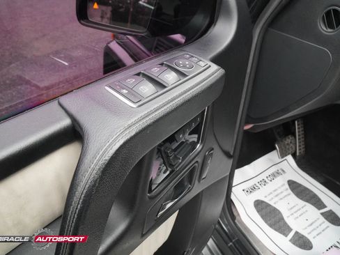 Used 2014 Mercedes-Benz G 550 image 12