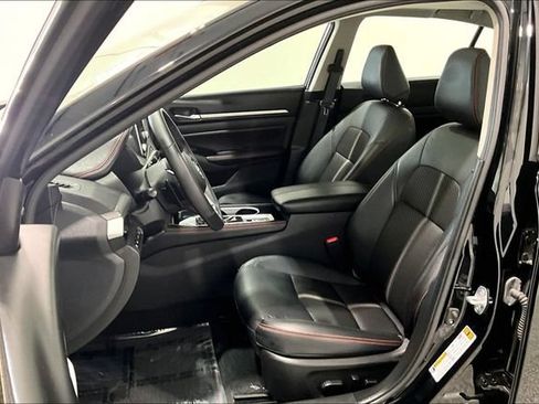 Used 2024 Nissan Altima 2.5 SR AWD/4WD image 26
