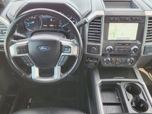 Used 2021 Ford F350 Platinum image 30