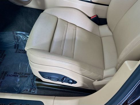 Certified 2023 Porsche Panamera Platinum Edition RWD image 22