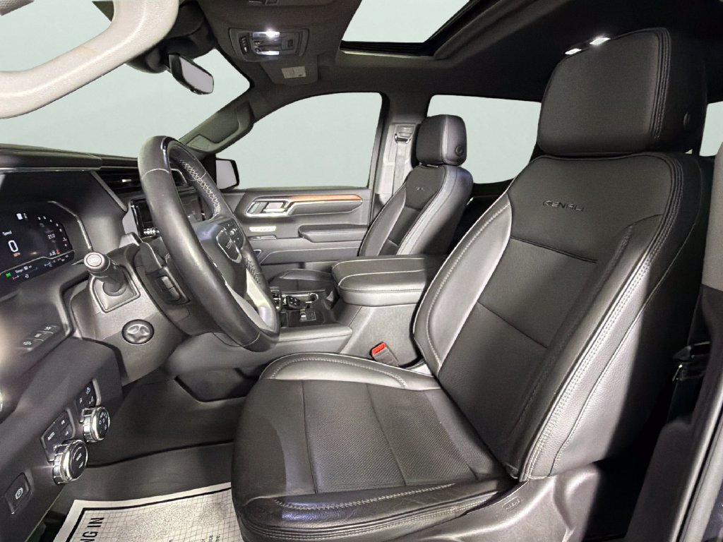 Used 2024 GMC Sierra 1500 Denali AWD/4WD image 18