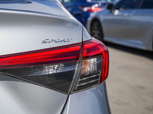 Used 2022 Honda Civic Sport image 10