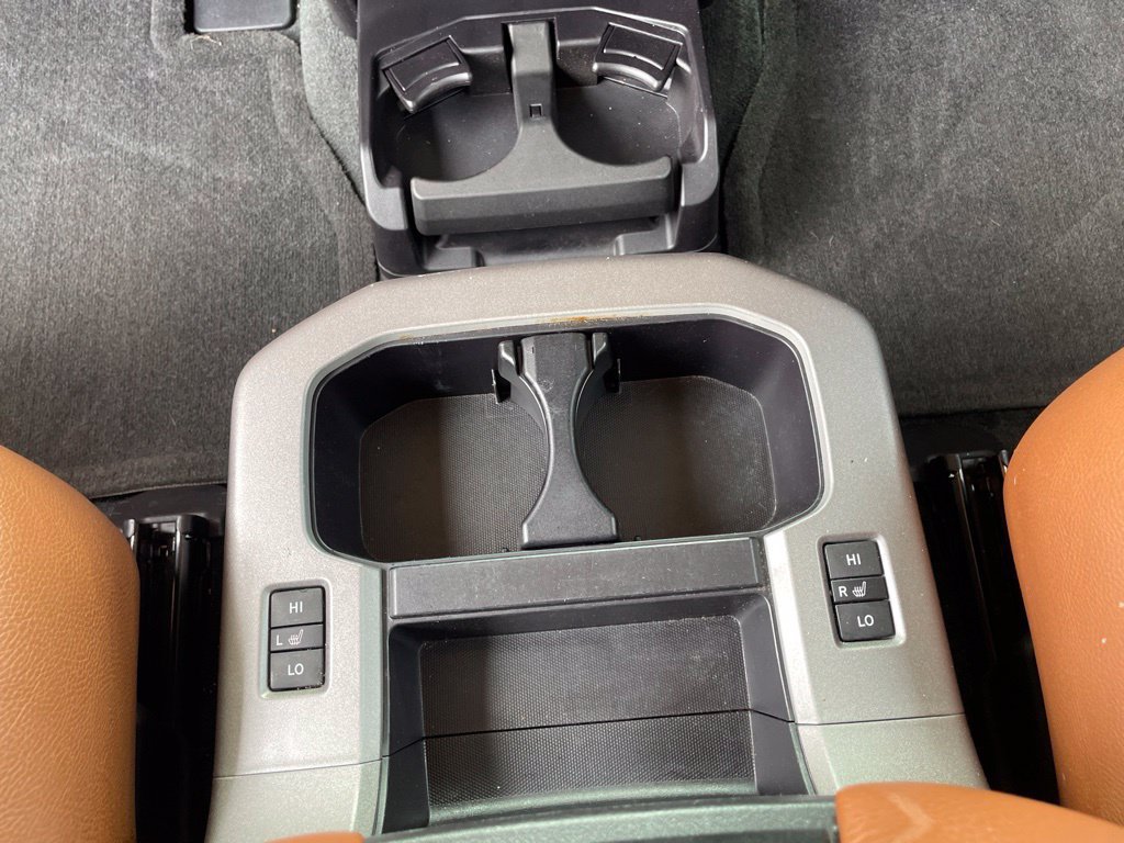 Used 2017 Toyota Sequoia Platinum RWD image 22