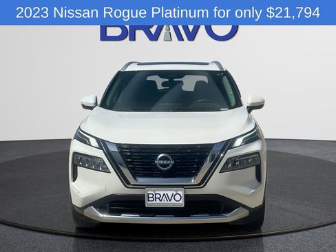 Used 2023 Nissan Rogue Platinum FWD image 2