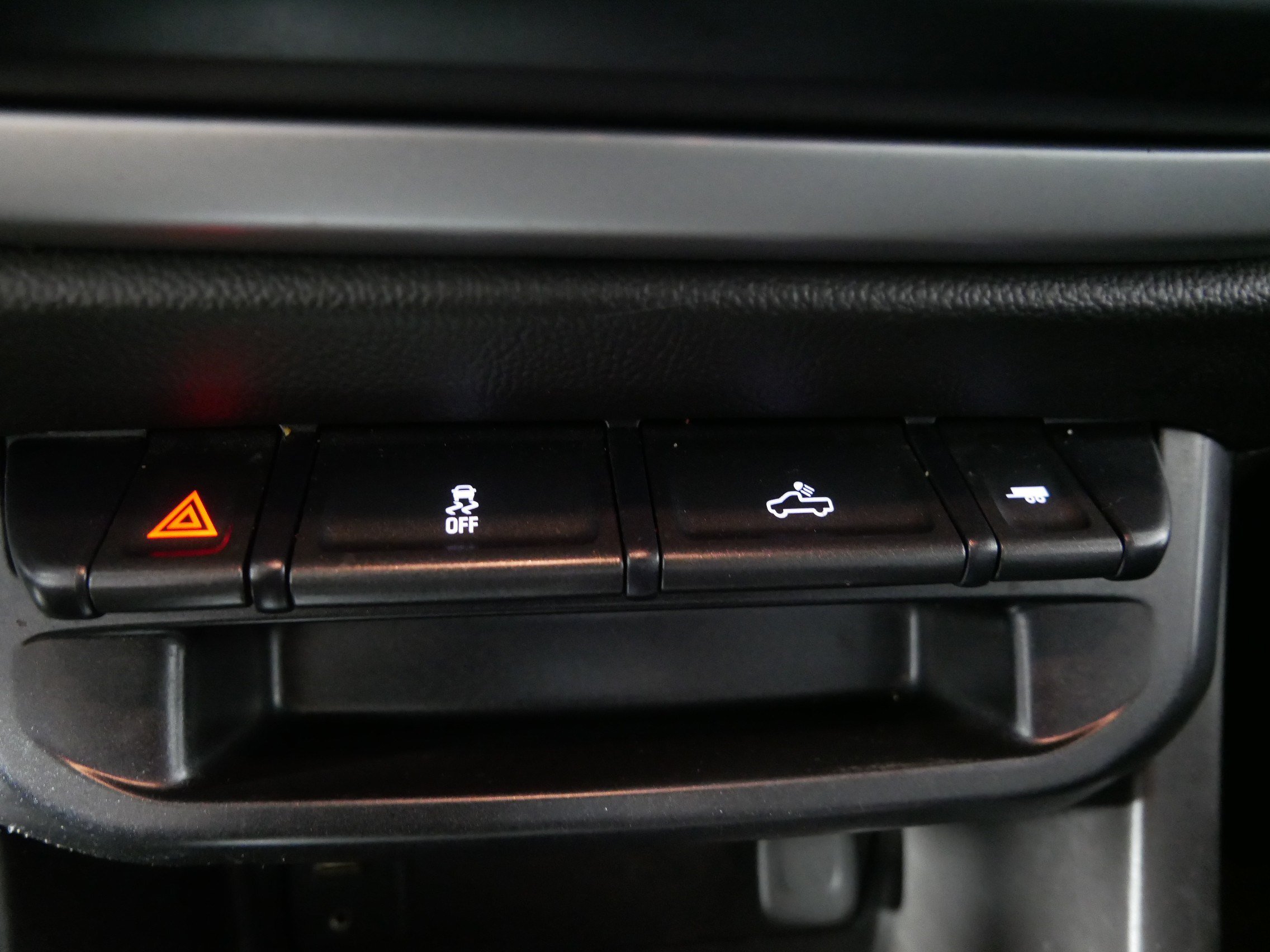 Used 2015 Chevrolet Colorado LT w/ LT Convenience Package AWD/4WD image 29