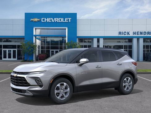 New 2026 Chevrolet Blazer LT w/ Convenience Package AWD/4WD image 3