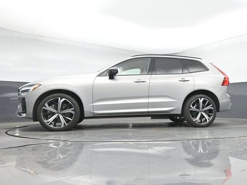 Used 2024 Volvo XC60 B5 Ultimate w/ Climate Package AWD/4WD image 14