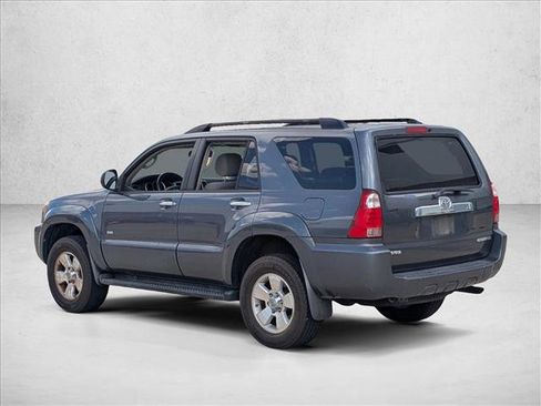 Used 2007 Toyota 4Runner SR5 image 7