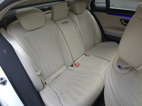 Used 2022 Mercedes-Benz S 500 4MATIC image 16