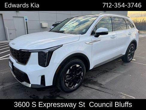 New 2025 Kia Sorento S w/ Panoramic Sunroof Package FWD image 1