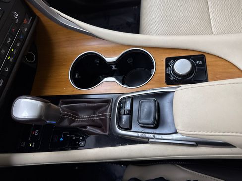 Used 2019 Lexus RX 350 FWD w/ Navigation Package image 32