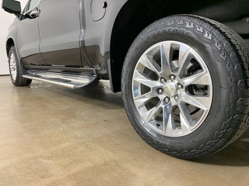 Used 2020 Chevrolet Silverado 1500 LTZ image 15