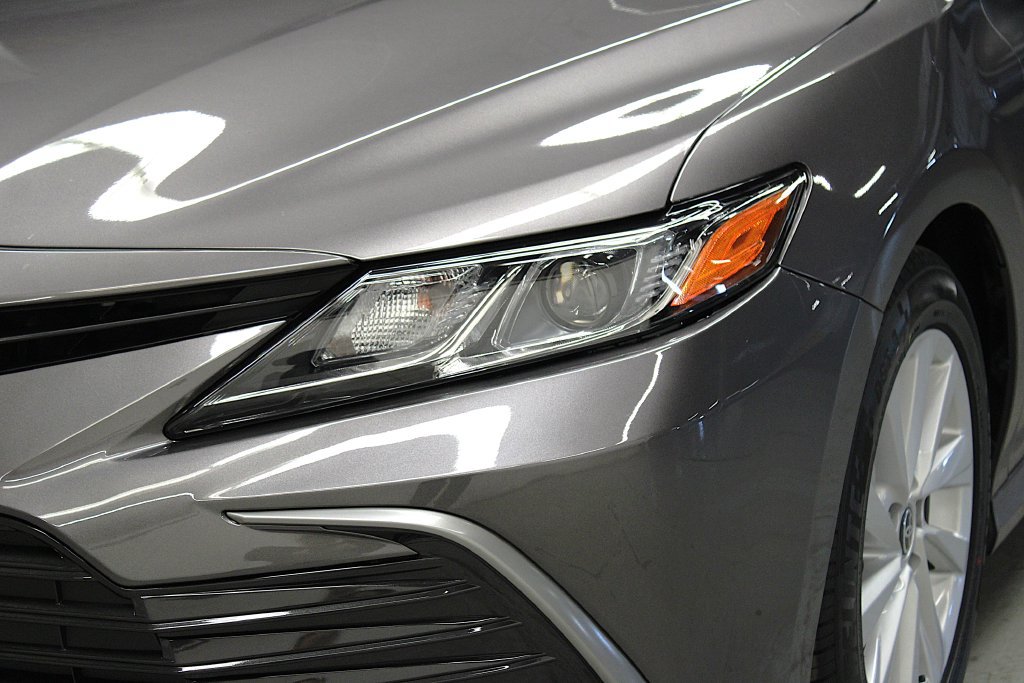Used 2023 Toyota Camry LE FWD image 32